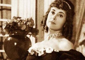 Më 21 nëntor 1999 ndërroi jetë Marie Kraja, këngëtarja lirike që theu tabutë e kohës