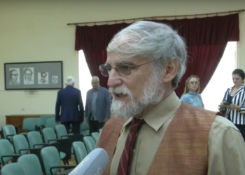 Albanologu amerikan një jetë me gjuhën shqipe