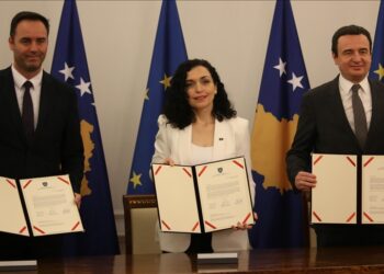 Kosova zyrtarisht aplikon për anëtarësim në Bashkimin Evropian