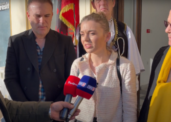 Nisma e studentes shqiptare, bibliotekë shqip për Manastirin, shtëpinë e alfabetit