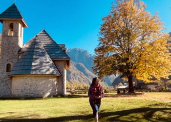 “Ka keqinformim për Shqipërinë, thonë se bëhen krime…”- historiania britanike kundër