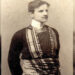 Të dhëna mbi origjinën e gjeniut Nikola Tesla dhe fotografisë së tij të famshme me kostum tradicional