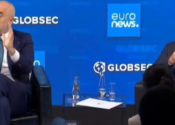 Rama: Ushtria serbe, zero fuqi. Është shfaqja më e pabesueshme e politikës së brendshme serbe