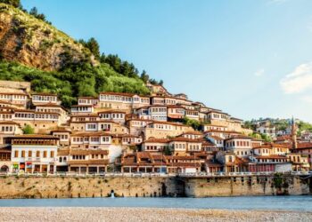 Qytetet e UNESCO-s po shpopullohen, Gjirokastra, Berati me reduktimin më të fortë të popullsisë më 2022