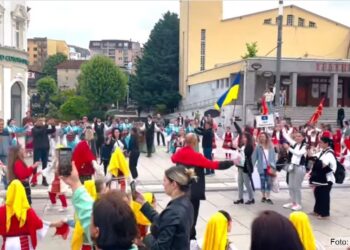 Në Prishtinë fillon festivali ndërkombëtar i valleve folklorike për fëmijë