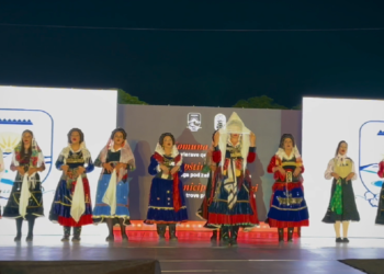 Zhvillohet sfilata “Xhubleta dëshmitare e lashtësisë sonë” në Parkun e ri të Komunës së Tuzit