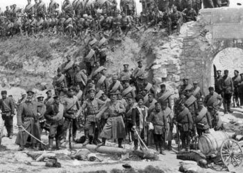 “Xhandarmëria bullgare arrestoi 2 tregtarët e qelesheve në Çarshinë e Shkupit, kishin furnizuar shqiptarët…”/ Historia e panjohur e demonstratës së 10 majit ‘41