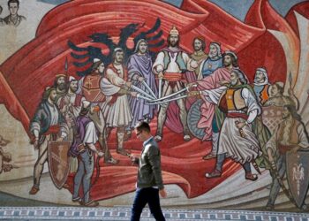 Gjuha shqipe në historinë e shqiptarëve