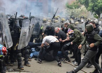 The Telegraph: Perëndimi duhet ta mbrojë Kosovën nga Serbia dhe Rusia