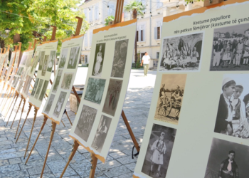 Ekspozohen veshjet popullore: trashëgimia e Shqipërisë përmes konstumografisë