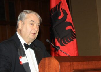 “E dija që 12 vjeç se do të bëhesha mjek”- Nga larja e pjatave, tek fitimi i çmimit Nobel, rruga e gjatë e Ferid Murad!