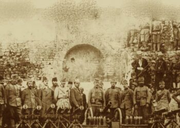 3 shtator 1920 Lufta e Vlorës, Arkiva e Shtetit boton fotot e rralla