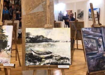 Korça mirëpret “Koloninë e Artit”