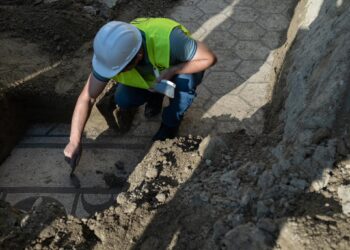 Në Durrës zbulohet mozaiku i rrallë, gjatë gërmimeve për rindërtimin e shkollës së mesme “Gjergj Kastrioti”