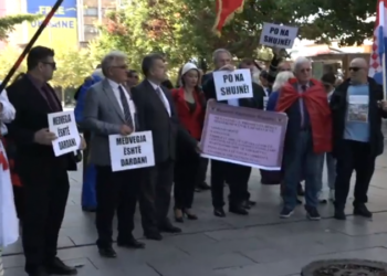 Protestohet kundër politikave serbe ndaj vendbanimeve shqiptare në Luginën e Preshevës￼