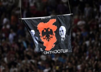 Federata Botërore e Tenisit uron festën e shqiptarëve me flamurin “AUTOCHTHONOUS”