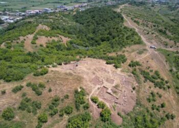 Spekullojnë hapur mediat greke: Qyteti antik i zbuluar në Bushat të Shkodrës, “mund të jetë grek”