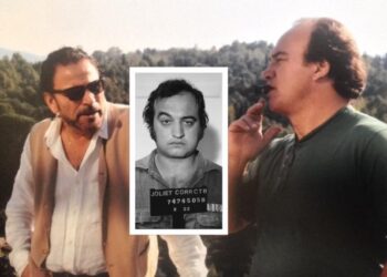 Timo Flloko rrëfen jetën e Xhon Belushit: E ëma hyri fshehtas në Shqipëri, mori ca dhe nga fshati dhe ia çoi te varri në SHBA