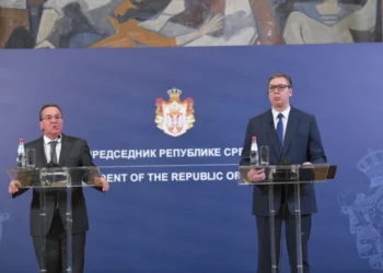 Ministri gjerman i përgjigjet Vuçiqit në Beograd se pse Gjermania po e armatos Kosovën