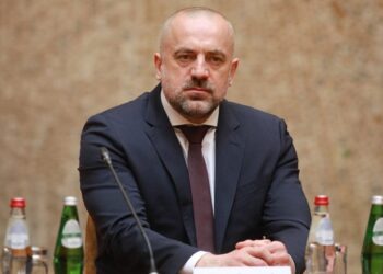 Në Beograd nuk tregojnë se ku dhe kur u takuan Gjuriç e Radoiçiç