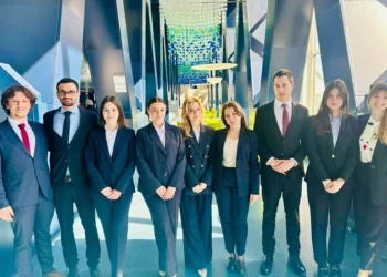 Studentët e UP-së hynë në top 3-shen e garës më prestigjioze të drejtësisë në botë