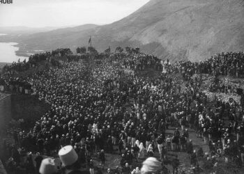 Fotoja 110-vjeçare e Kel Marubit, dëshmi e kremtimeve të Aktit të Pavarësisë