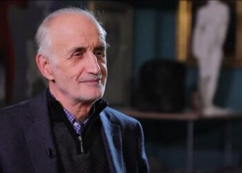 Tupja: Shqipja po shkon drejt greminës. Pas 100 vjetësh do pyesim: ‘a flet shqip’?