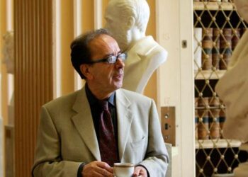 Ismail Kadare kandidat për çmimin “The Booker 2024”, me librin “Kur sunduesit grinden”