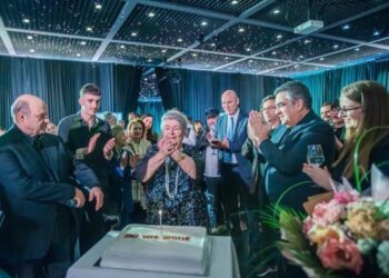 “90 vjet ikonë”, Margarita Xhepa feston ditëlindjen, në ceremoni me figurat më spikatura të artit