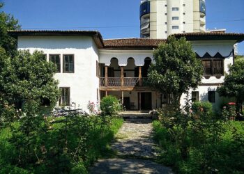Muzeu Etnografik në Elbasan drejt restaurimit, prezantohet projekti