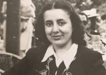 “S’jam fajtore e as komuniste, por…”- Çfarë deklaroi Musine Kokalari në gjyqin ushtarak, në lozhë ndodhej edhe Enver Hoxha! Letra që i ra në dorë diktatorit pasi kushërira e tij refuzoi të martohej me të