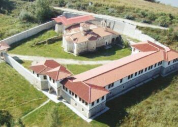 Me Dron/ Manastiri i Shën Kozmait, një nga xhevahiret e trashëgimisë kulturore të Myzeqesë