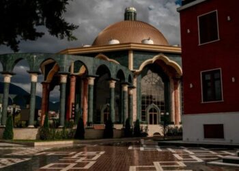 Gafa e Kryeministrit për ‘Shtetin Bektashi’ rrezikon integritetin e Shqipërisë