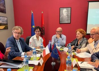 “Ringjallet” Liceu Francez në Korçë, atashohet pranë Prefekturës eksperti francez që do të punojë për hapjen e tij