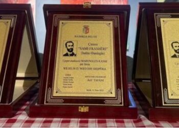 Autorët dhe veprat më të mira për 2024-n, ndahen çmimet “Sami Frashëri” për shkrimtarë, studiues dhe botues!