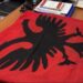 Lezhë, ekspozohet në muzeun etnografik flamuri 85-vjeçar, dhuratë nga familja e gjeneralit italian