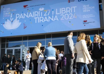 Tirana, pesë ditë kryeqendër e librit shqip