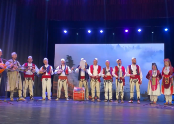 Lezha mbledh rapsodët, performojnë 18 grupe nga i gjithë vendi