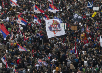 Studentët serbë duan ta rishkruajnë historinë – me manipulime