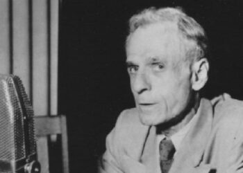 “Sëmundje e tmerrshme si tërbim i qenve dhe ujqërve…”- Pse Mid’hat Frashëri nuk e deshi kurrë komunizmin! Arrestimi i shkrimtarit nga autoritetet osmane dhe largimi drejt Italisë