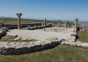 Zbardhen projektet për Bylisin dhe Klosin