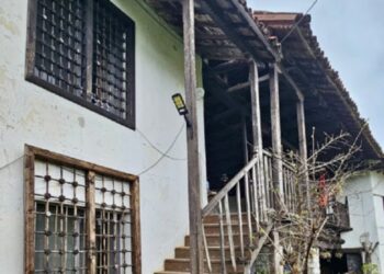 Punime restauruese në shtëpinë 300-vjeçare të Pashko Vasës