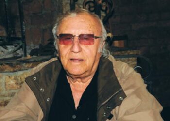 Piro Mani – Mjeshtri i skenës shqiptare me një karrierë e jashtëzakonshme