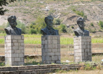 Publikohen dokumente të reja për kontributin e Frashëllinjve, E’them Ruka: Frashëri, “Meka e shqiptarisë”, vendi ku u hodh fara për shpëtimin dhe ndërtimin e Shqipërisë