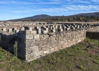 Kalaja e Paleokastrës e ndërtuar që në shekujt IV-VI