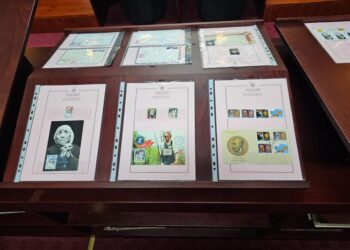 Biblioteka Kombëtare në Shqipëri hap ekspozitën në nderim të Nënë Terezës