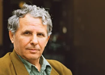 Ali Podrimja, poeti që e ktheu dhimbjen në këngë dhe lirinë në varg këndimesh