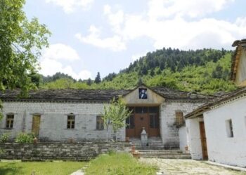 Teqeja e Frashërit, aty ku 117 vite më parë nisi të mësohej gjuha shqipe në Përmet