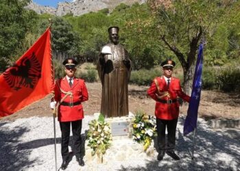 Përurohet në Kalabri, shtatorja e kryepriftit arbëresh Antonio Belushi