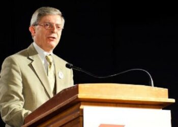 Po mbyllet revista “Kuq e Zi” në 32 vjetorin e saj – Tribunë e vërtetë e shqiptarizmit dhe zëri i ish-të përndjekurve të regjimit komunist